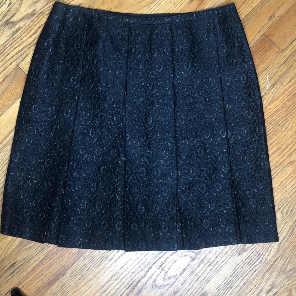 BLACK PER SE PLEATED SKIRT - size 10 🇺🇸